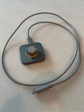 Oura Ring 4 Gold Size 8 Set - Smart Health Fitness Tracker Wearable